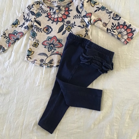 Toddler Old Navy set - Picture 2 of 3